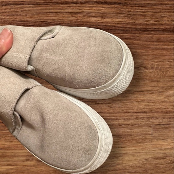 Vince Cage Suede Platform Sneakers. Sz 6. Beige. - Picture 4 of 14